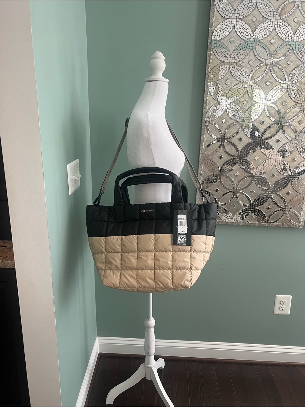 NWT VEE Collective Medium Porter Tote - Picture 5 of 11